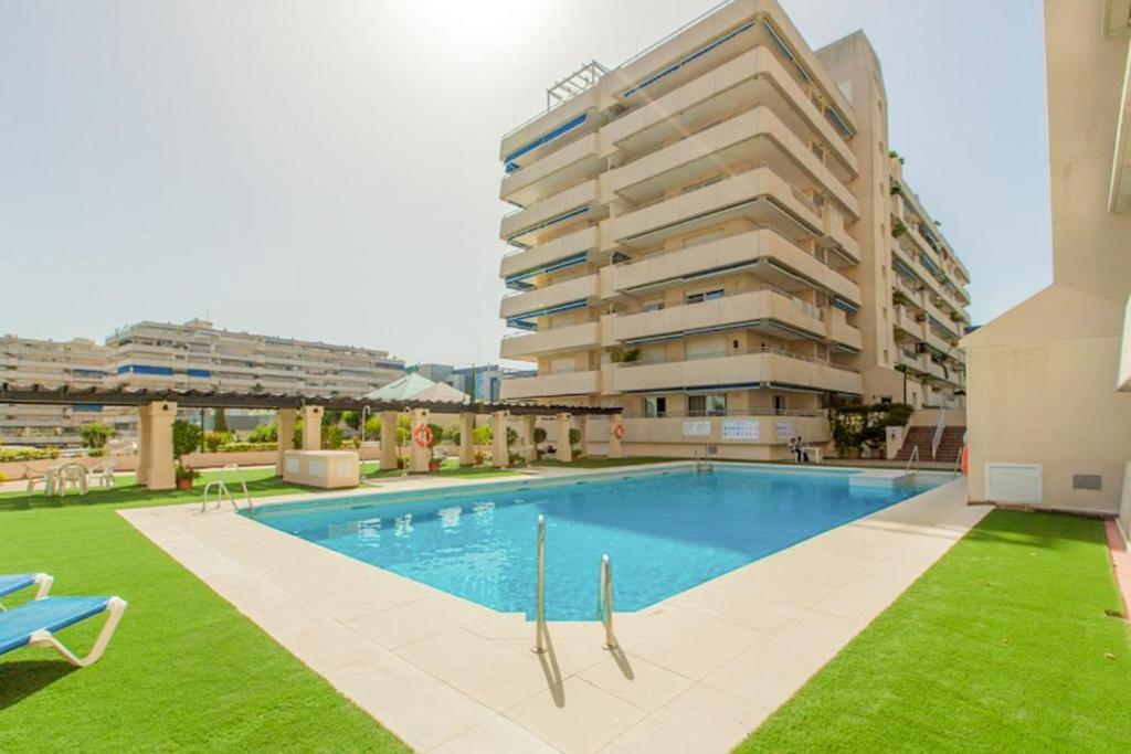 3 Room Lux Apt Puerto Banus-Terrace 5 Min To Beach Марбеля Екстериор снимка